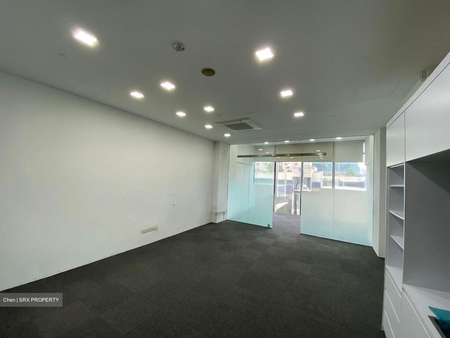 High Street Centre (D6), Office #526086781